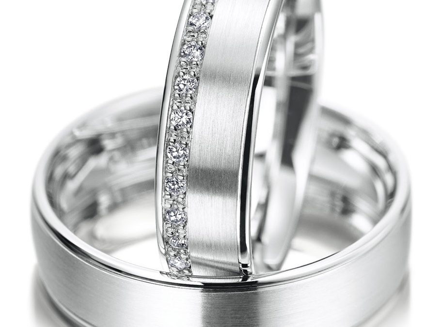 Meister Trauringe 112_8989Weissgold mit Brillanten
