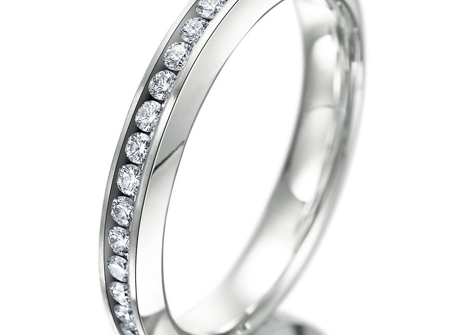 Meister Verlobungsring 114_2435Weissgold mit Brillanten